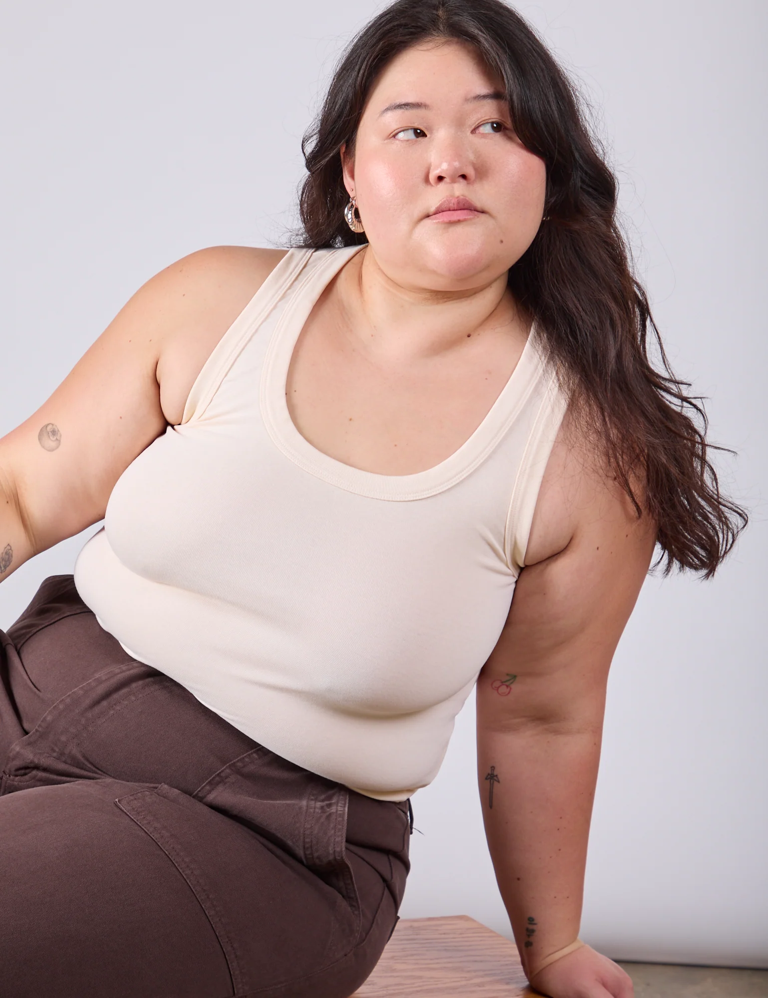 The Tank Top - Vintage Tee Off-White - Image 14